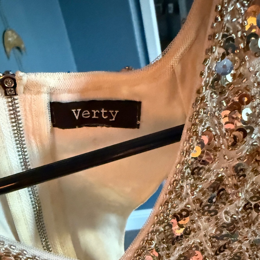 Verty Glittering Sequin Dress in Gold and Silver